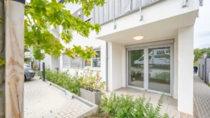 Sonnige EG-Wohnung mit eigener Terrasse – Ihr Wohntraum nach Maß