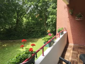 Grüne Wohnlage Vennhausen: Wirklich schöne 3 1/2 Zimmer Wohnung mit Loggia: Sofort beziehbar!