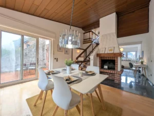 RESERVIERT!! Modernes Reihenendhaus mit Carport in ruhiger Lage