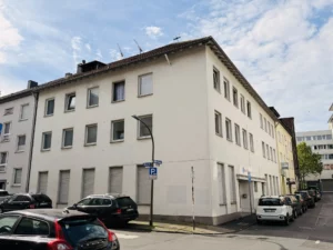 Geräumige Stadtwohnung in zentraler Lage