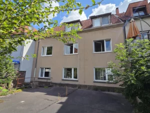 Mehrfamilienhaus mit 5 WE und viel Potenzial in Innenstadtlage von Rheinberg – Bieterverfahren!