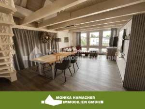 Charmante 2-Zimmer-Maisonette mit Ankleidezimmer, Balkon & viel Stauraum