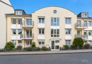 Renditeobjekt mit Umnutzungspotenzial in 13 Wohnungen zentral in Siegburg